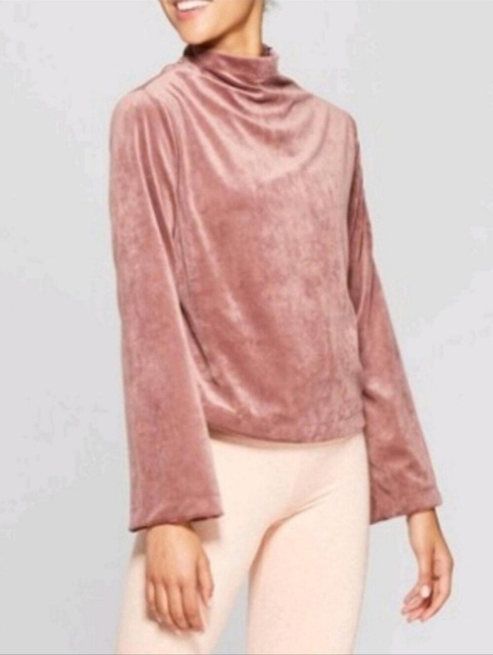 🌟7/25$JoyLab velour relaxed pullover in rose taupe Bell Sleeve And Shoulder Zip